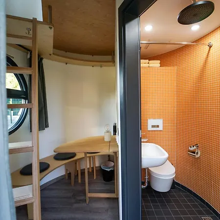 Slube An Den Teichen Hoher Flaeming Guest house